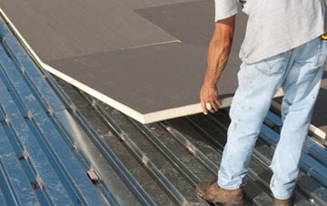 benefits of insulating Lover flat roofing